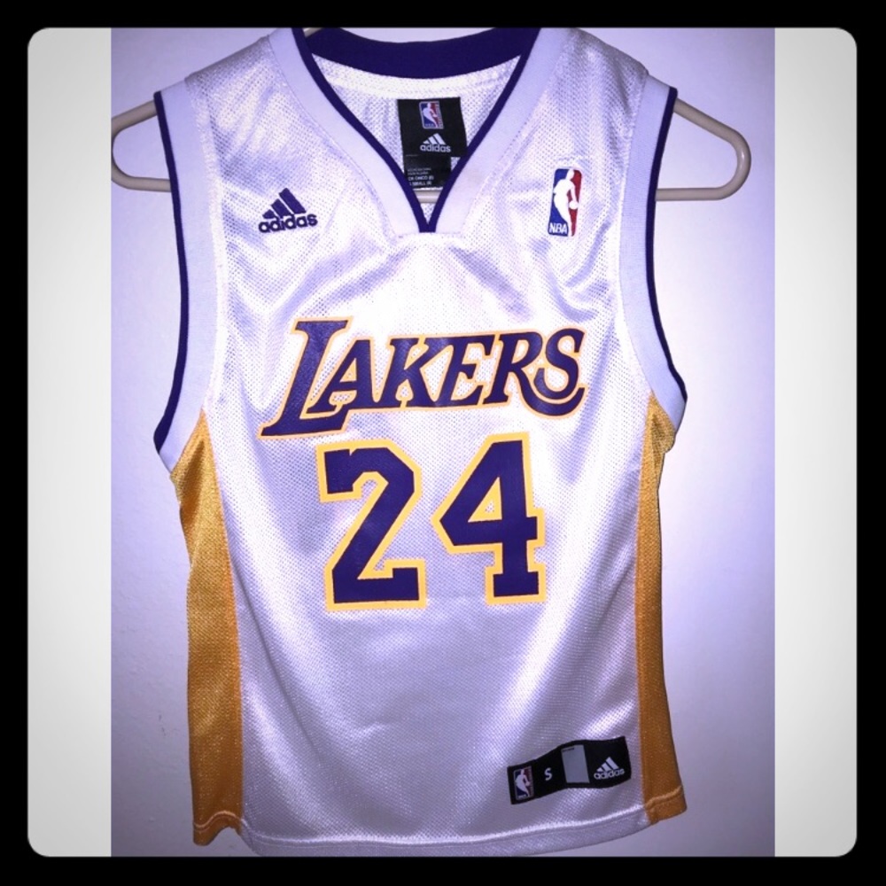 Lakers Kobe Jersey (size small)